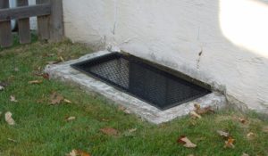 Cement window well w/cover