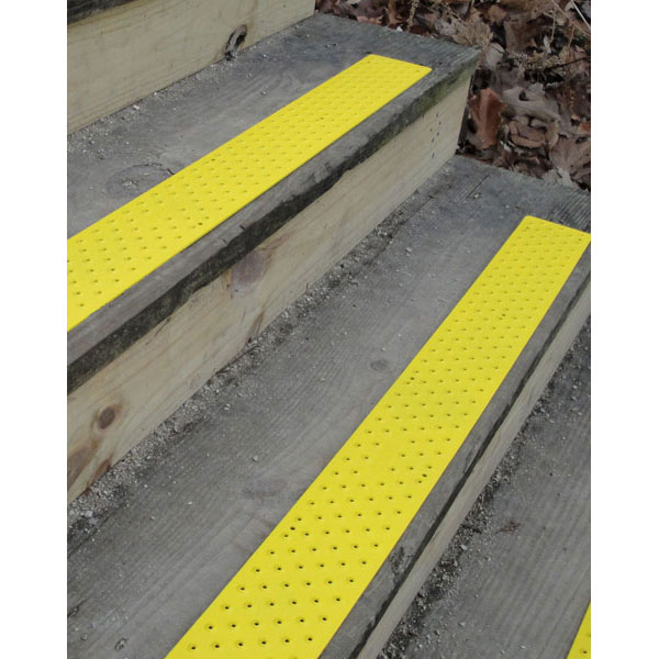 Handi Treads  Stair Tread  3-3/4 in W x 30 in L Aluminum  Yellow 