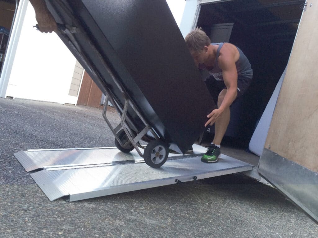 EZ-ACCESS® TRAVERSE™ Singlefold Edgeless Ramps - HandiRamp